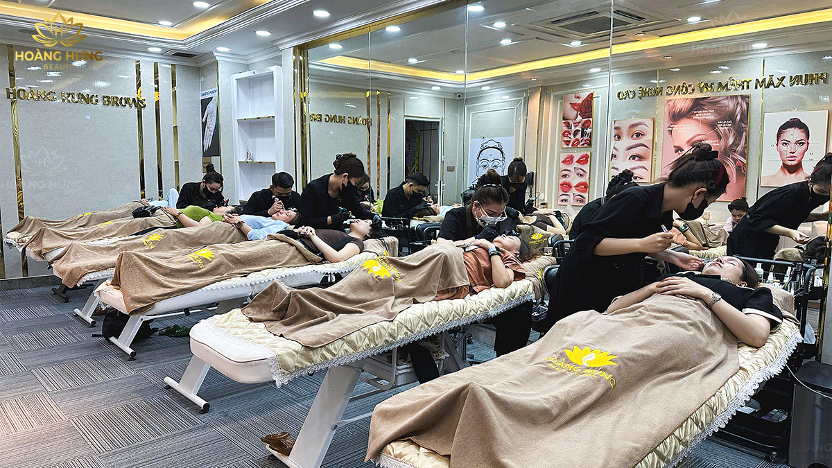 Xóa Xăm Chân Mày Bao Lâu Có Thể Làm Lại? Đừng Vội Khi Chưa Biết 5 Điều Này! 5 Dịch vụ xóa xăm chân mày tại Hoàng Hưng Beauty